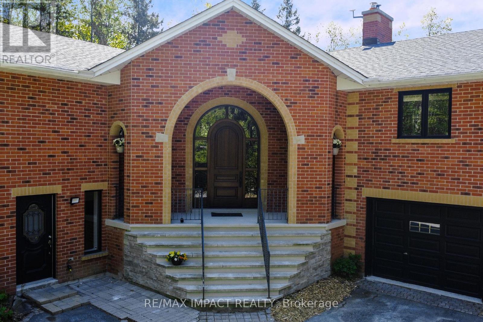 215 Raglan Road W, Oshawa, Ontario  L1H 0N5 - Photo 18 - E12555104