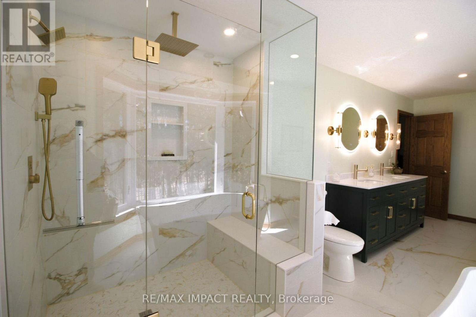 215 Raglan Road W, Oshawa, Ontario  L1H 0N5 - Photo 34 - E12555104