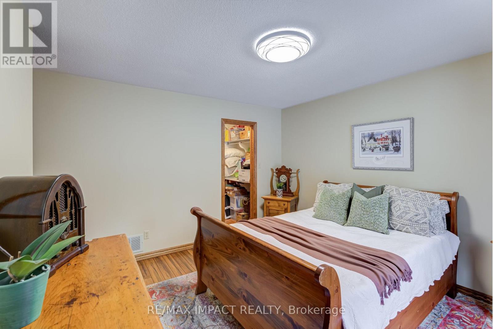 215 Raglan Road W, Oshawa, Ontario  L1H 0N5 - Photo 36 - E12555104