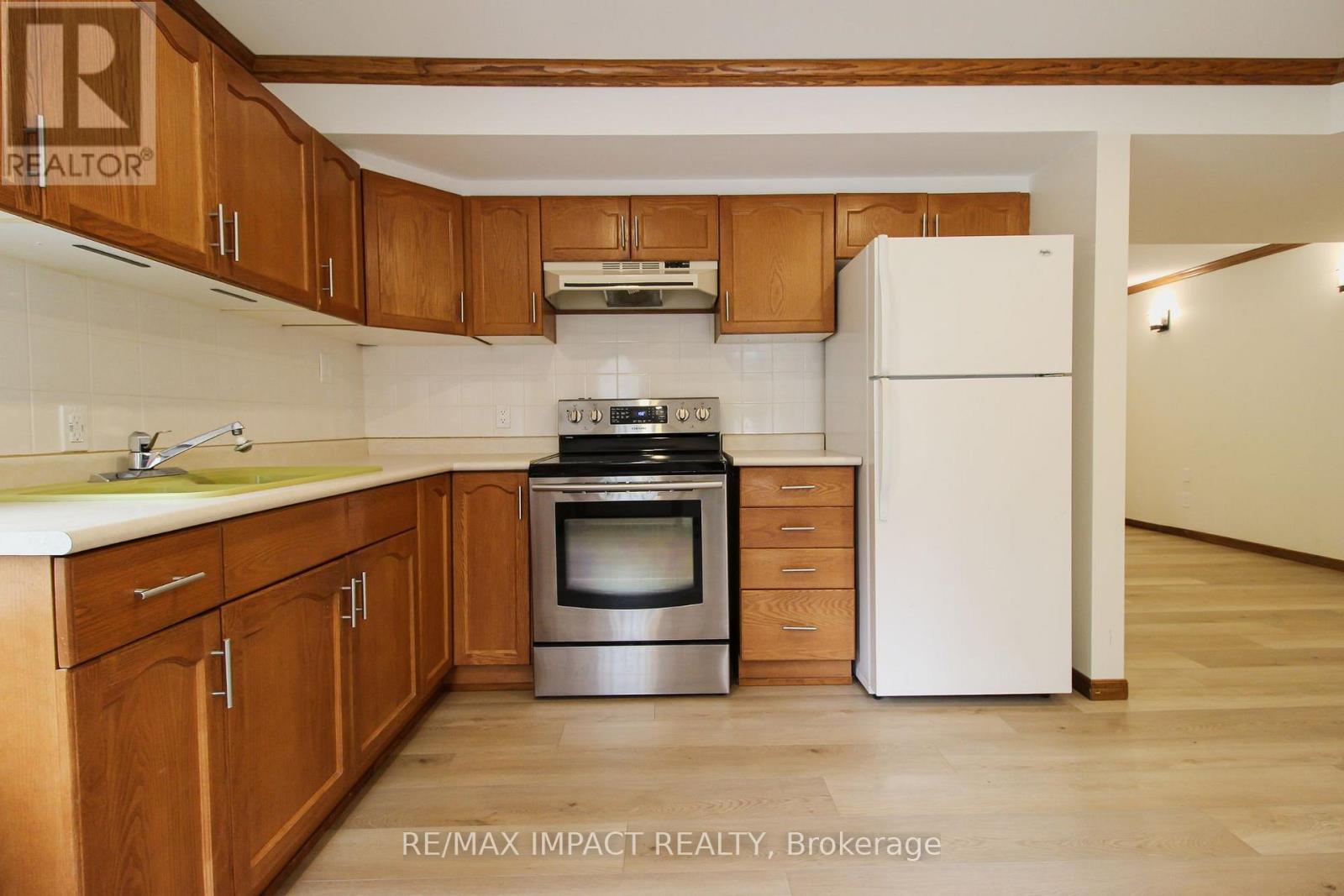 215 Raglan Road W, Oshawa, Ontario  L1H 0N5 - Photo 42 - E12555104