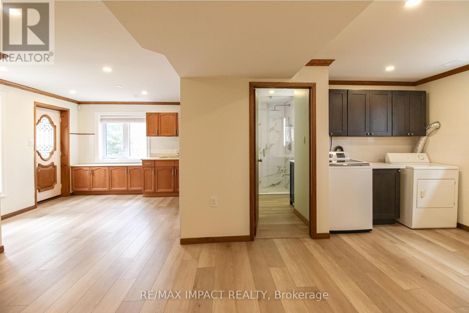 215 Raglan Road W, Oshawa, Ontario  L1H 0N5 - Photo 43 - E12555104