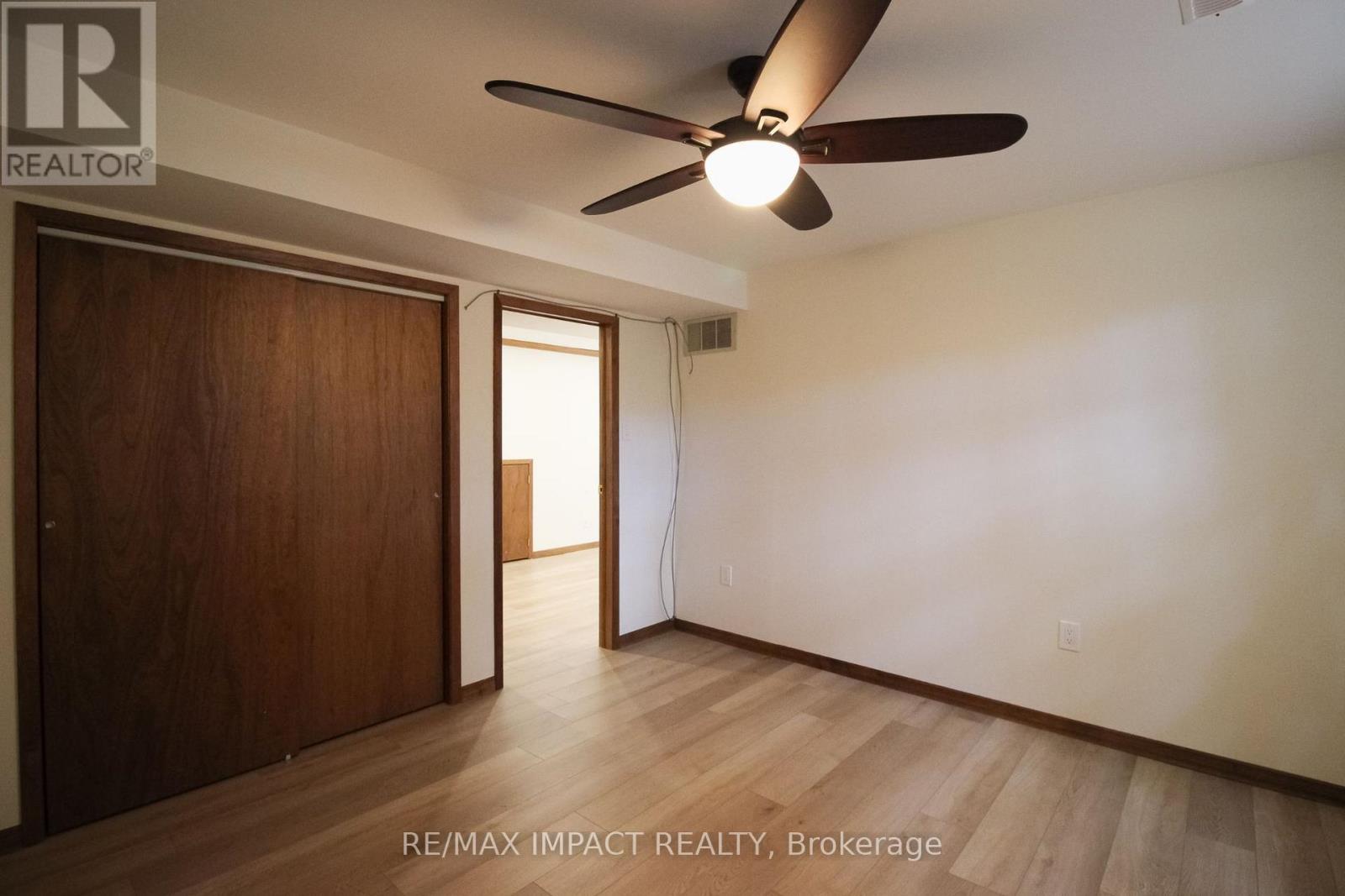 215 Raglan Road W, Oshawa, Ontario  L1H 0N5 - Photo 46 - E12555104