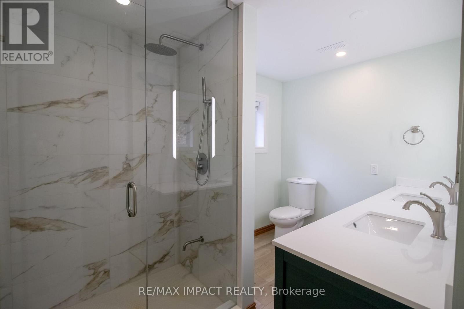 215 Raglan Road W, Oshawa, Ontario  L1H 0N5 - Photo 48 - E12555104