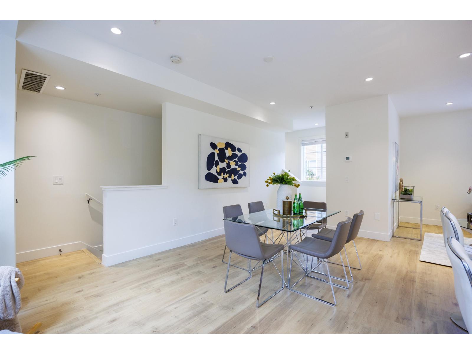 6 19935 75a Avenue, Langley, British Columbia  V2Y 4L5 - Photo 4 - R3066990