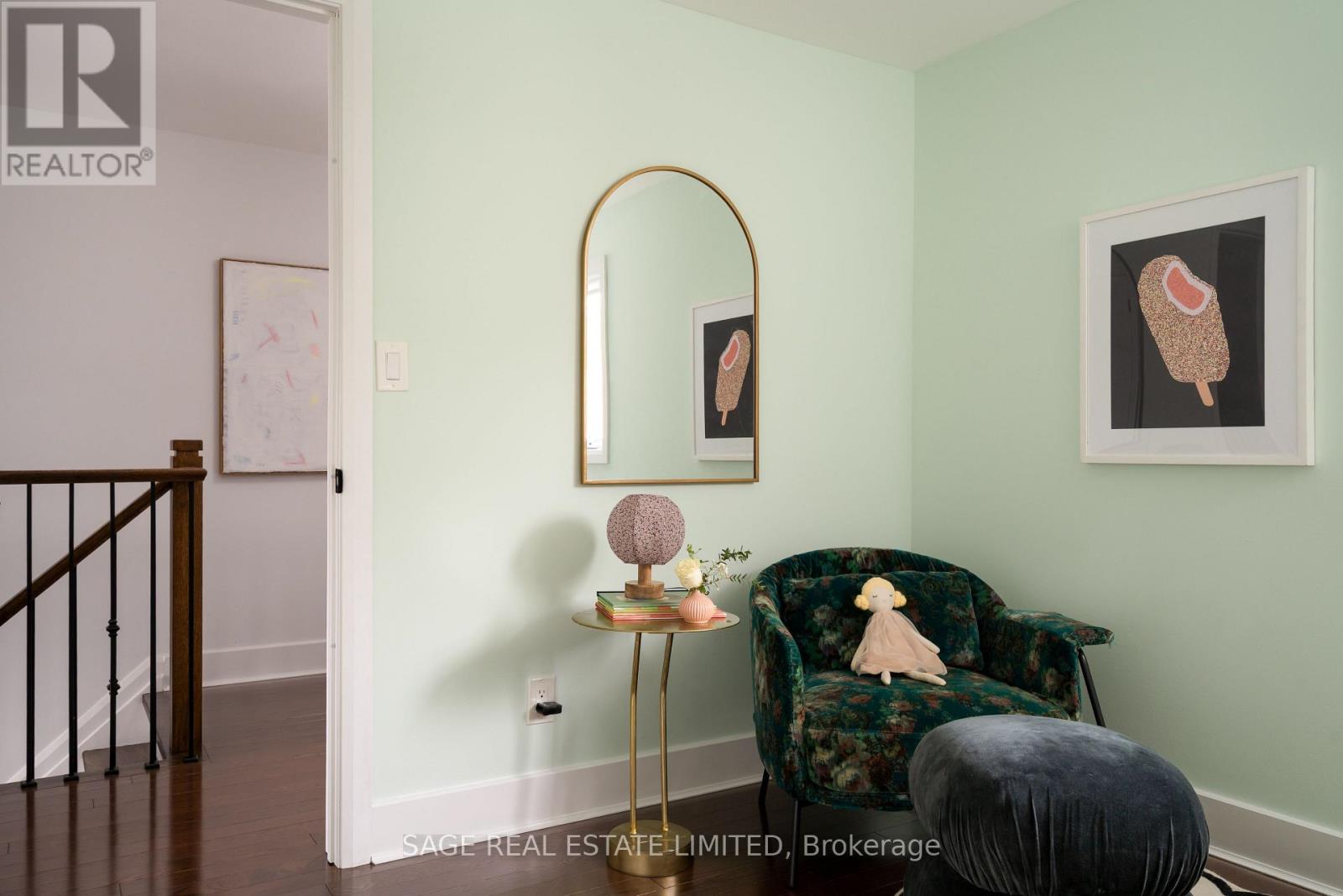 124 Lightbourn Avenue, Toronto, Ontario  M6H 4G6 - Photo 18 - W12554674