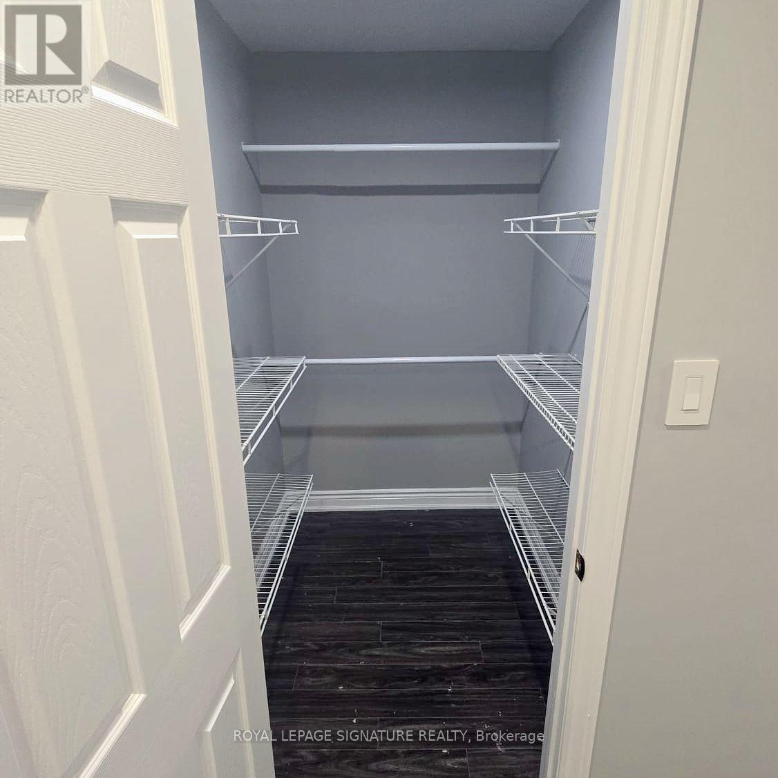 Upper - 76 Crenshaw Court, Brampton, Ontario  L6Z 1W9 - Photo 11 - W12554714