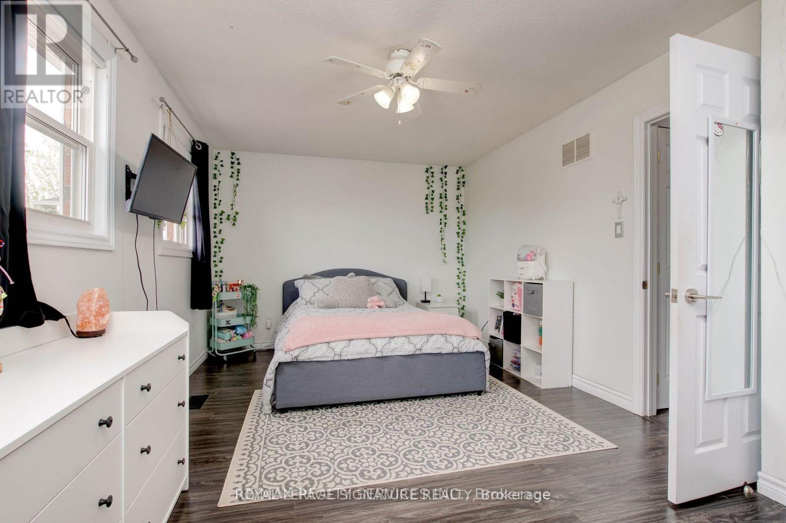 Upper - 76 Crenshaw Court, Brampton, Ontario  L6Z 1W9 - Photo 14 - W12554714