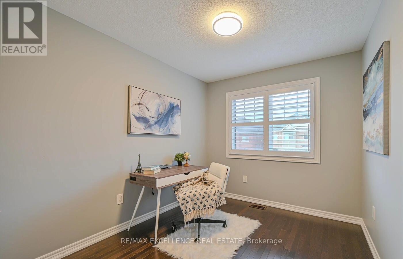 38 Davenfield Circle, Brampton, Ontario  L6P 4M2 - Photo 9 - W12554716