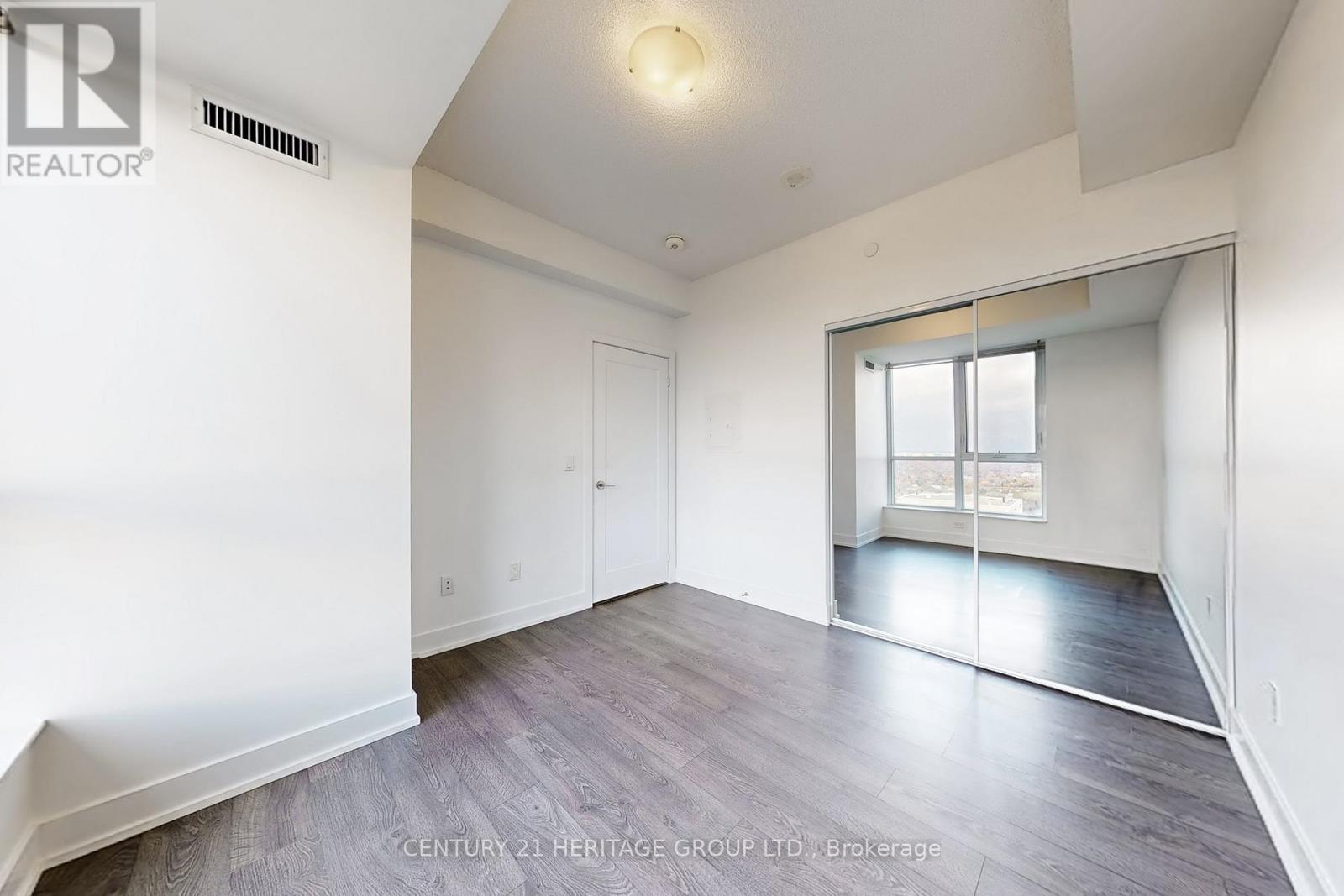 4003 - 7 Mabelle Avenue, Toronto, Ontario  M9A 0C9 - Photo 22 - W12554730