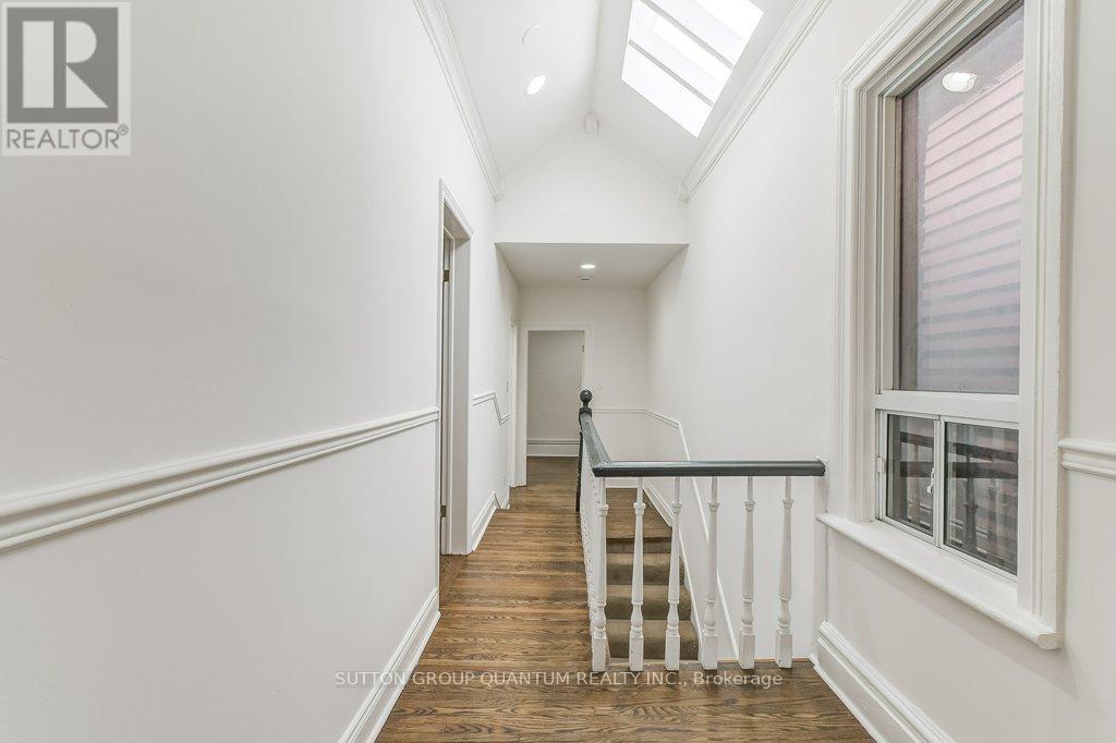 60 Gwynne Avenue, Toronto, Ontario  M6K 2C4 - Photo 20 - W12554732