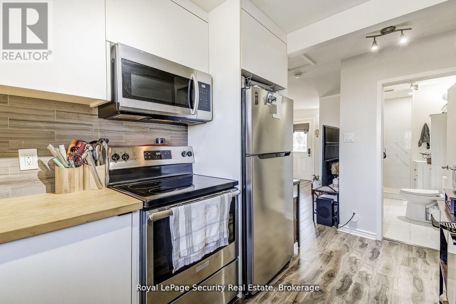 11310 Trafalgar Road, Halton Hills, Ontario  L7G 4S5 - Photo 35 - W12554808