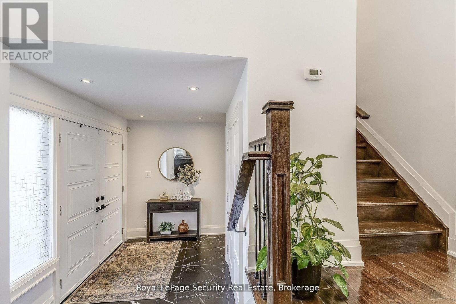 11310 Trafalgar Road, Halton Hills, Ontario  L7G 4S5 - Photo 7 - W12554808