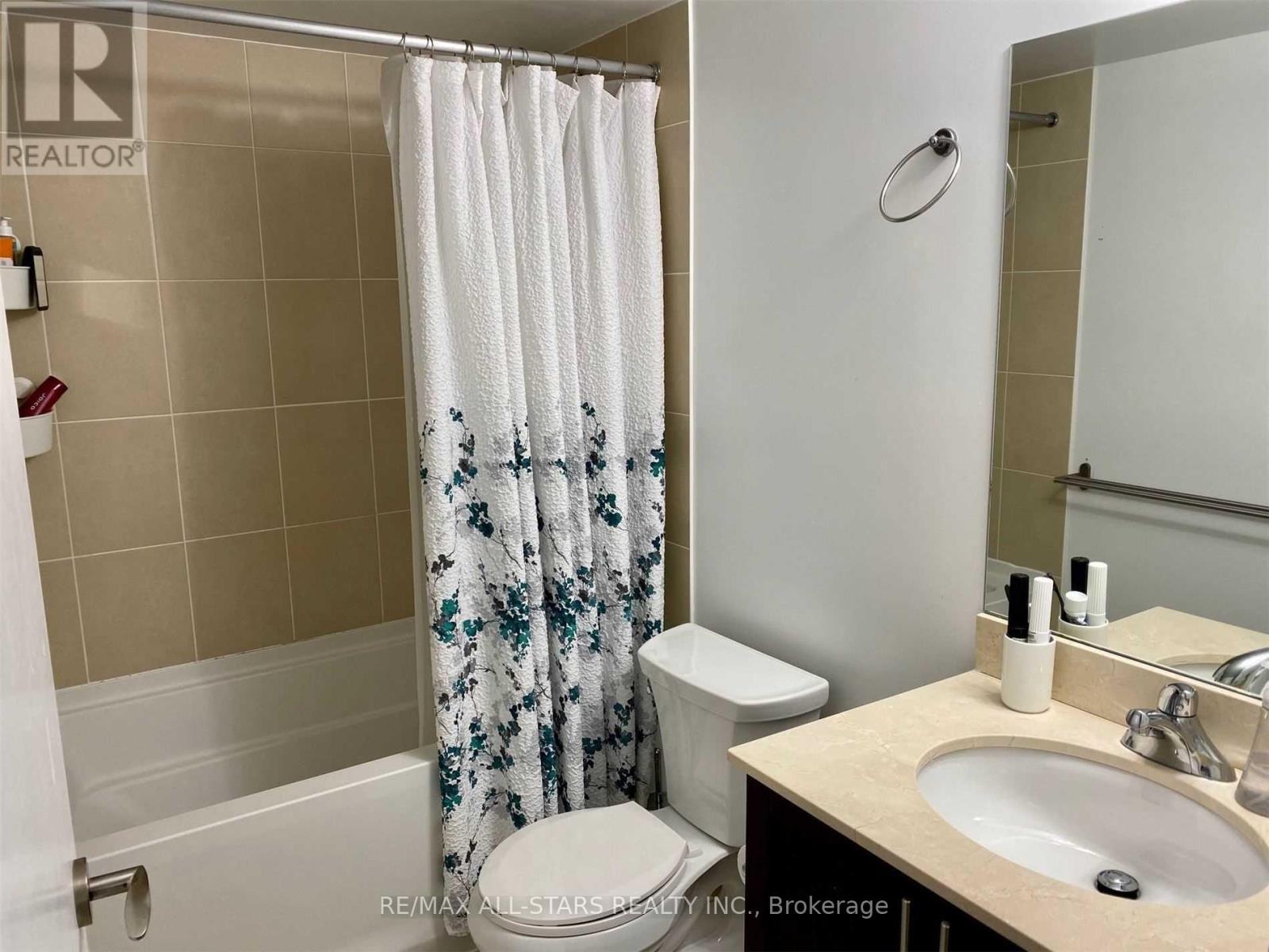 910 - 830 LAWRENCE AVENUE W, Toronto, Ontario