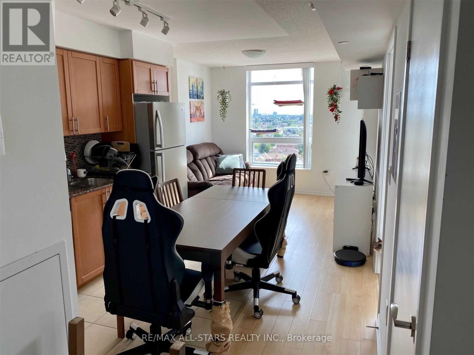 910 - 830 Lawrence Avenue W, Toronto, Ontario  M6A 1C3 - Photo 4 - W12554812