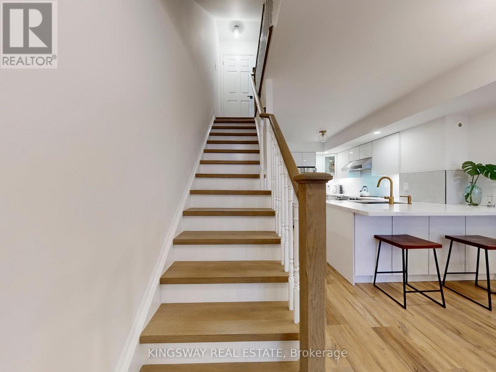 163 - 351 Wallace Avenue, Toronto, Ontario  M6P 3N1 - Photo 14 - W12554878