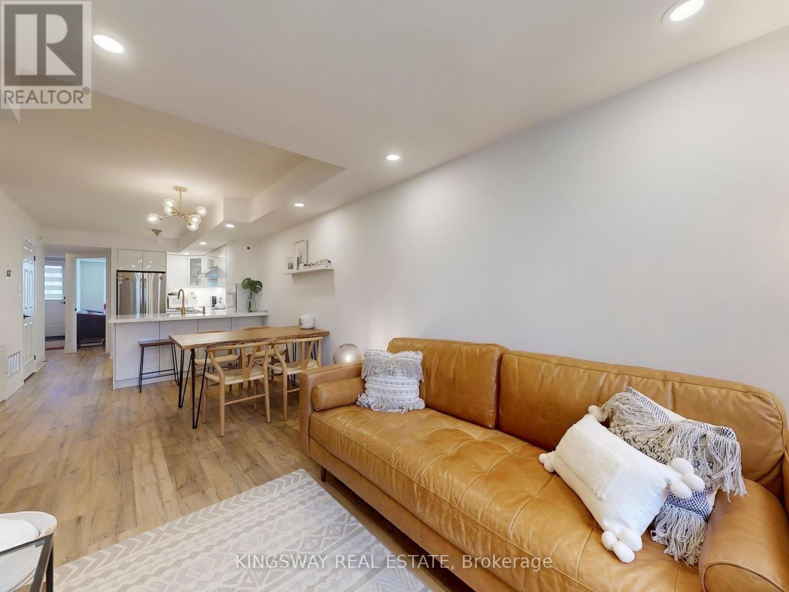 163 - 351 Wallace Avenue, Toronto, Ontario  M6P 3N1 - Photo 3 - W12554878