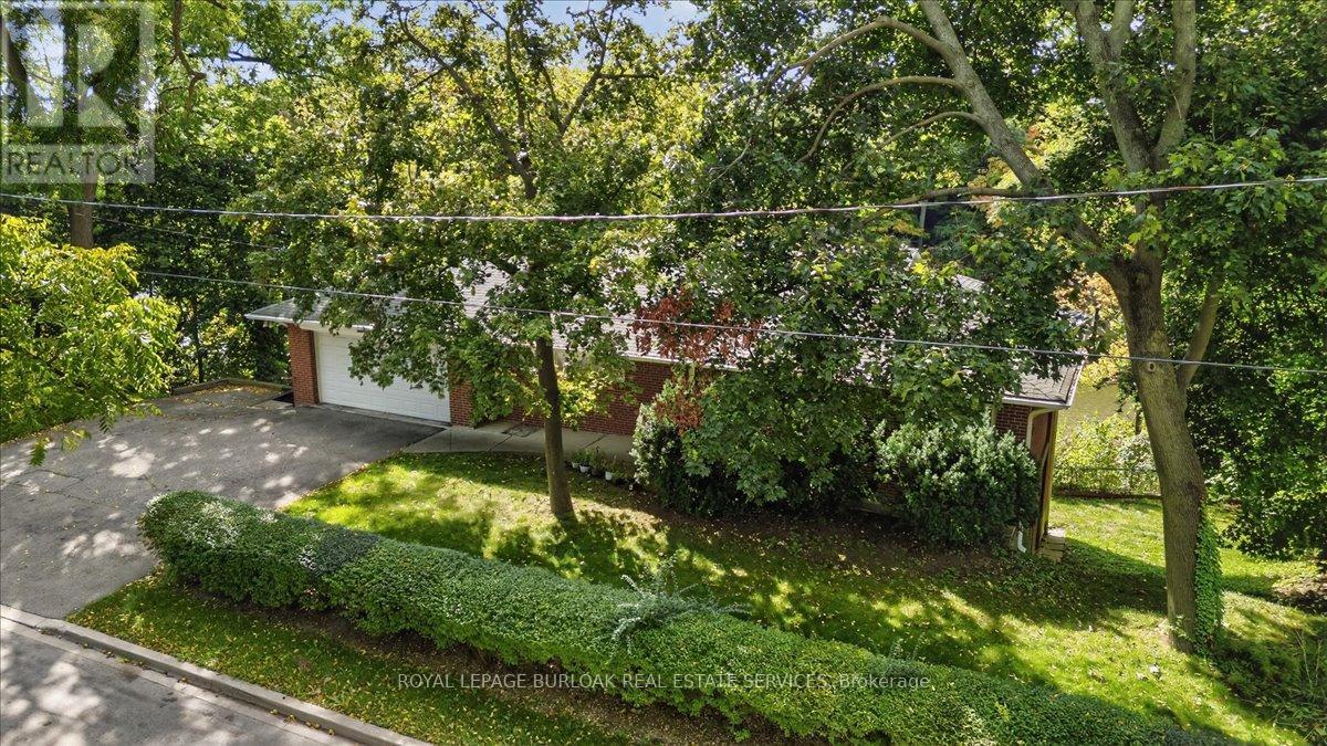 288 Trafalgar Road, Oakville, Ontario  L6J 3H2 - Photo 5 - W12554890