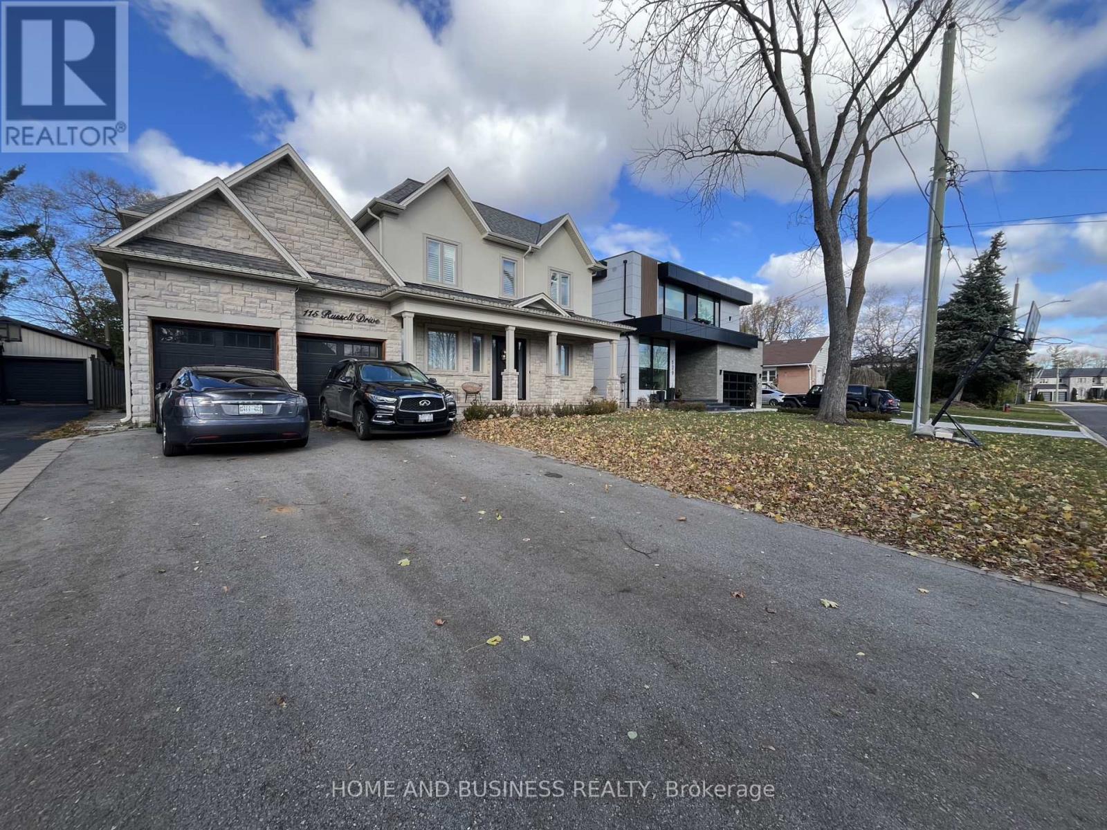 115 RUSSELL DRIVE, Oakville, Ontario