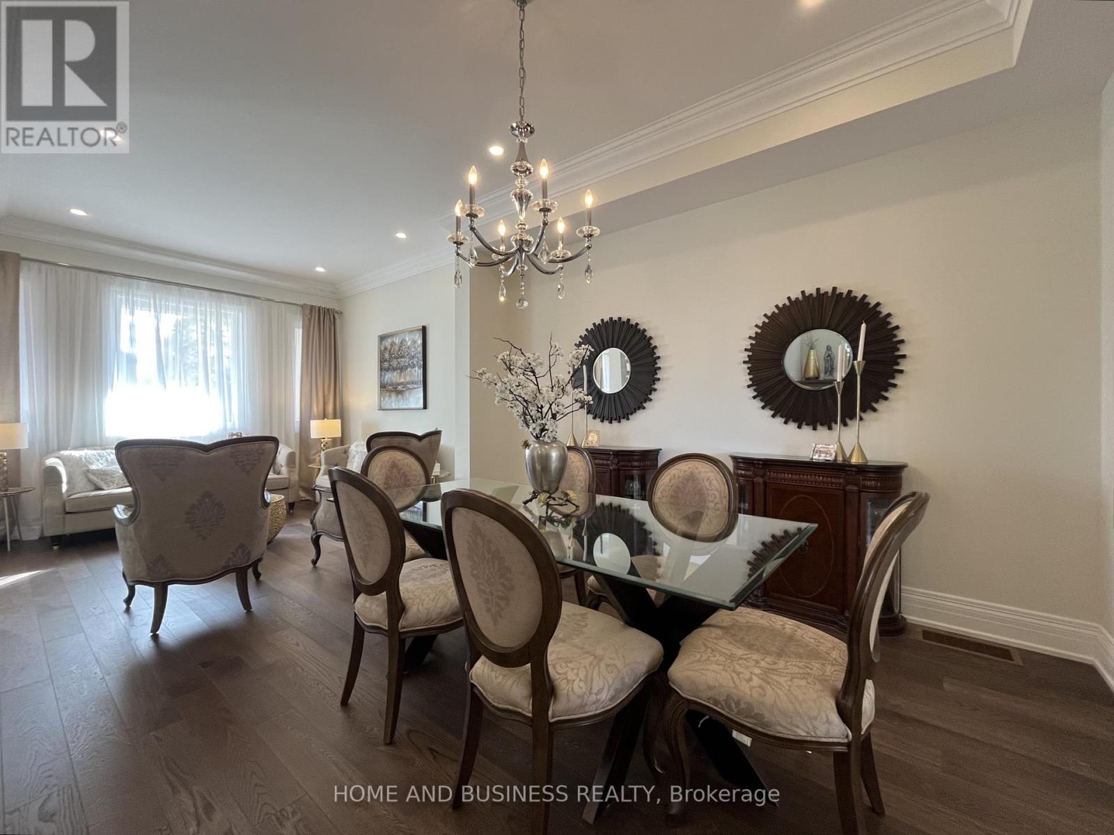 115 Russell Drive, Oakville, Ontario  L6H 1L4 - Photo 10 - W12554920