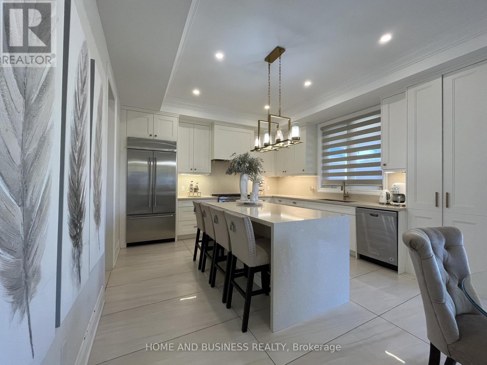 115 Russell Drive, Oakville, Ontario  L6H 1L4 - Photo 26 - W12554920