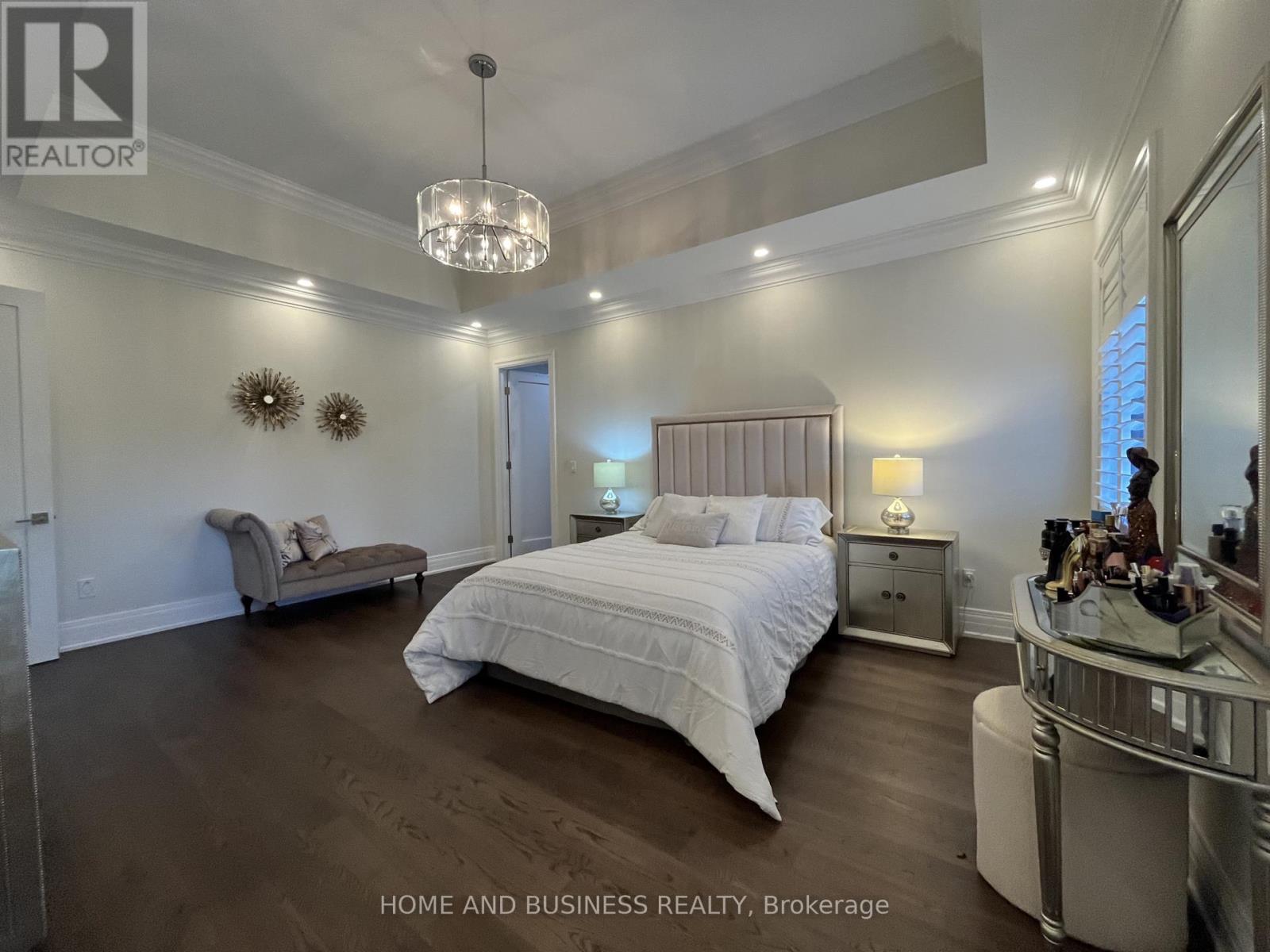 115 Russell Drive, Oakville, Ontario  L6H 1L4 - Photo 34 - W12554920