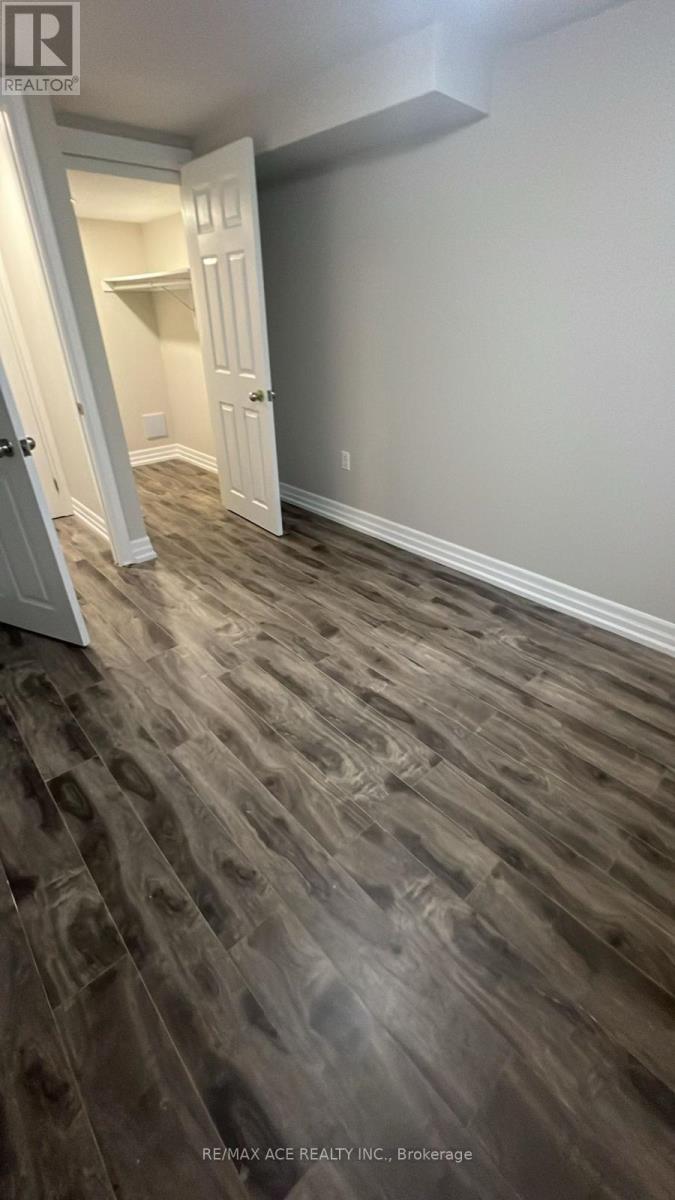 Bsmt - 21 Lanebrook Drive, Brampton, Ontario  L6P 2E3 - Photo 5 - W12554926