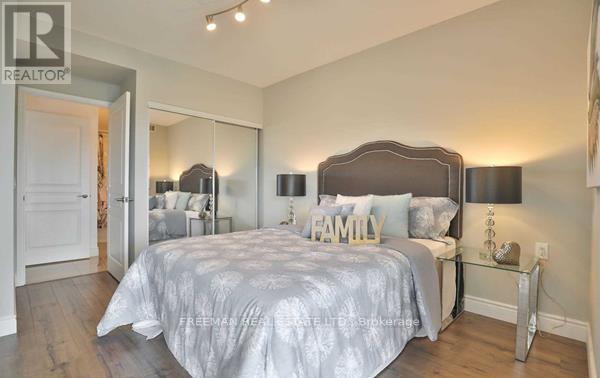 802 - 200 Burnhamthorpe Road, Mississauga, Ontario  L5A 4L4 - Photo 13 - W12554938