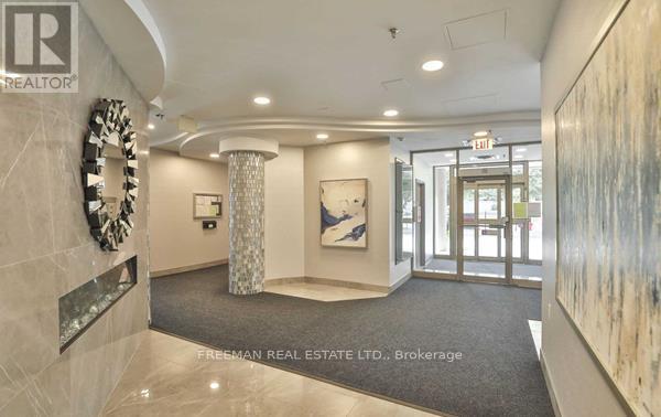 802 - 200 Burnhamthorpe Road, Mississauga, Ontario  L5A 4L4 - Photo 23 - W12554938