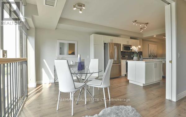 802 - 200 Burnhamthorpe Road, Mississauga, Ontario  L5A 4L4 - Photo 8 - W12554938