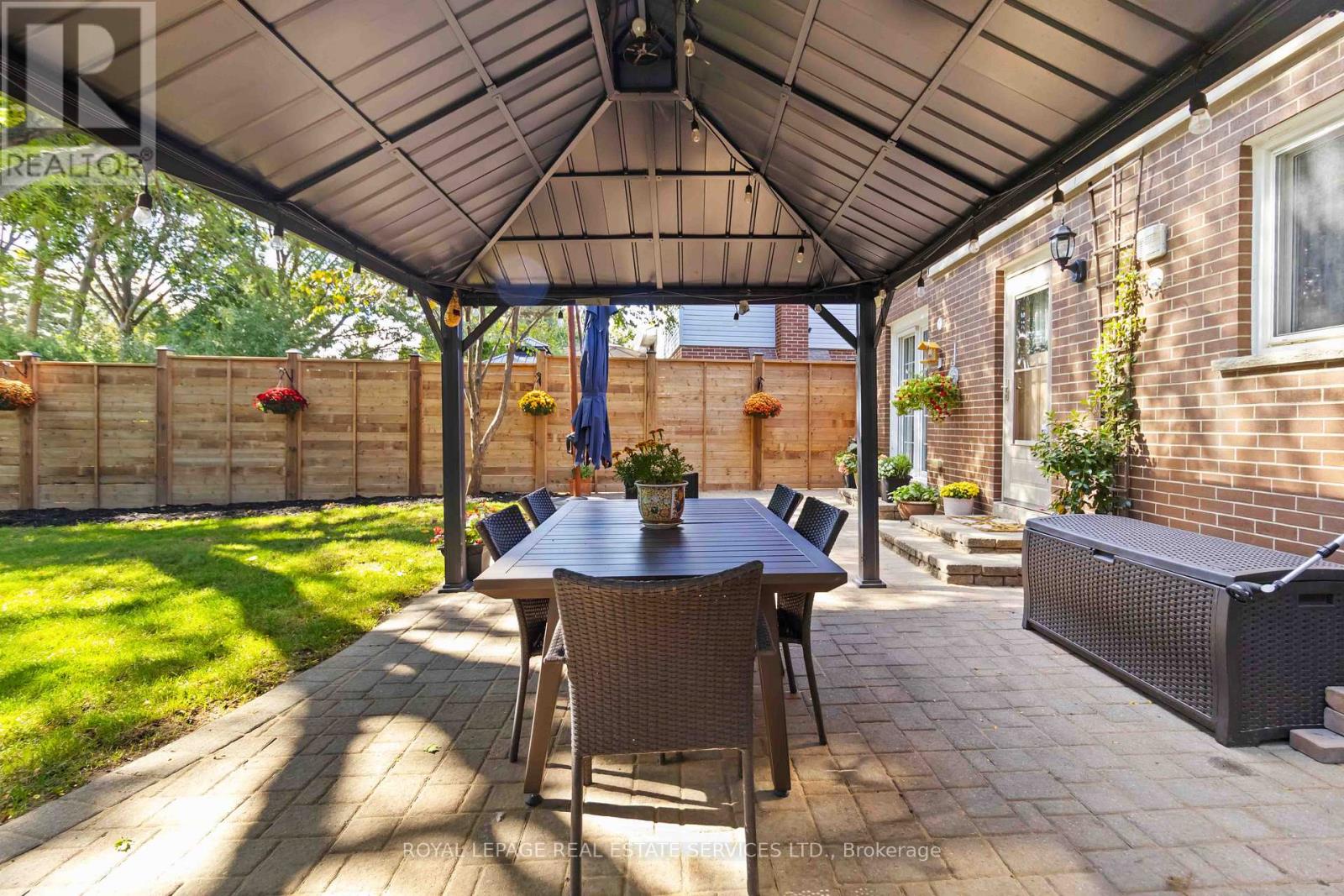 2340 Homelands Drive, Mississauga, Ontario  L5K 1G6 - Photo 36 - W12554946