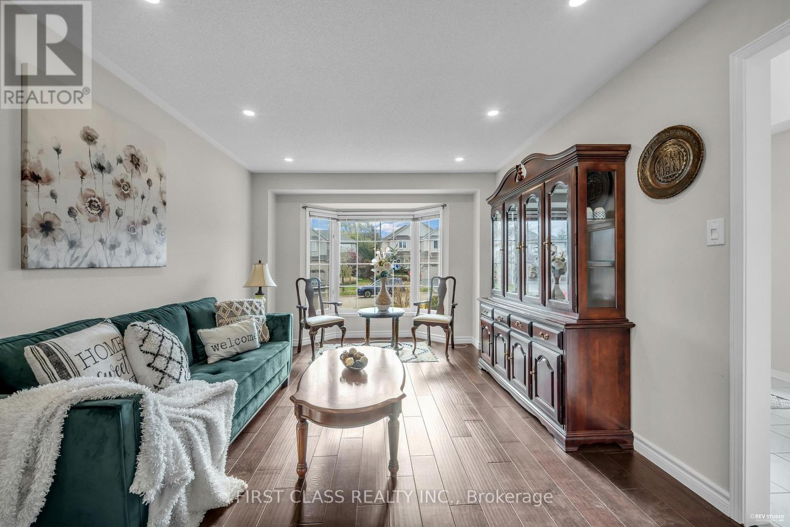 2893 Peacock Drive, Mississauga, Ontario  L5M 5S2 - Photo 10 - W12554974