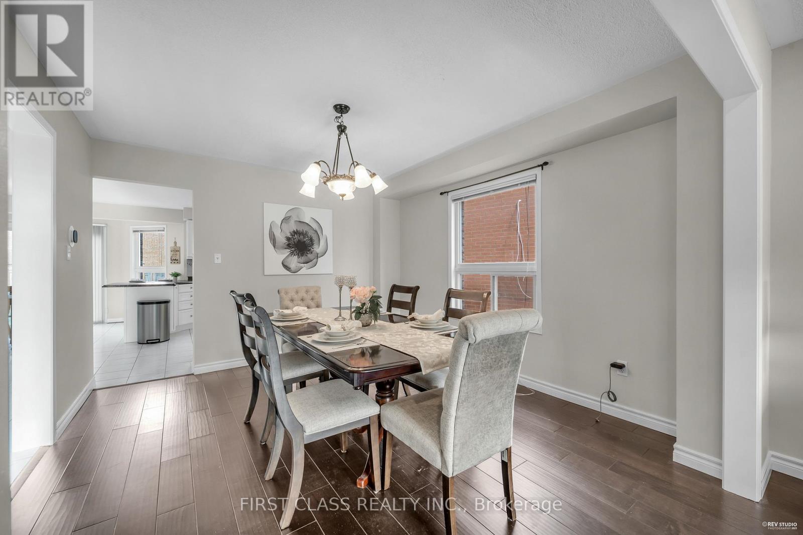 2893 Peacock Drive, Mississauga, Ontario  L5M 5S2 - Photo 11 - W12554974