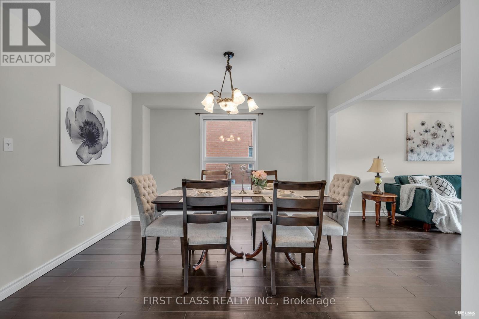 2893 Peacock Drive, Mississauga, Ontario  L5M 5S2 - Photo 13 - W12554974