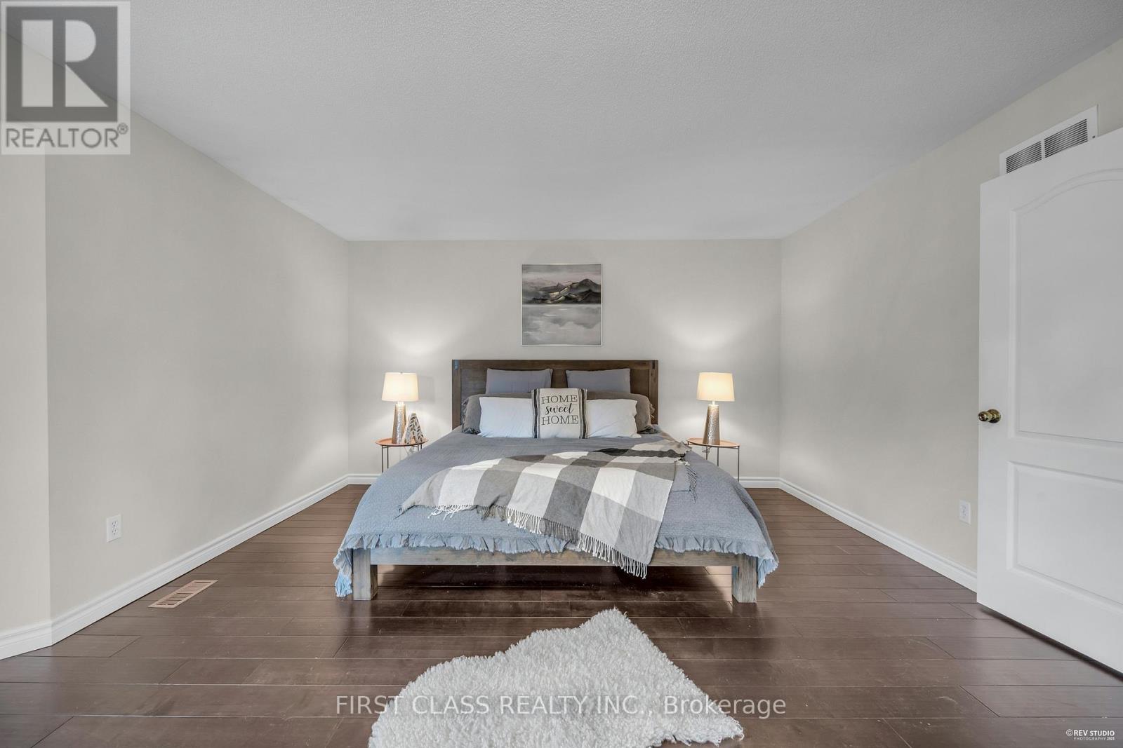 2893 Peacock Drive, Mississauga, Ontario  L5M 5S2 - Photo 27 - W12554974