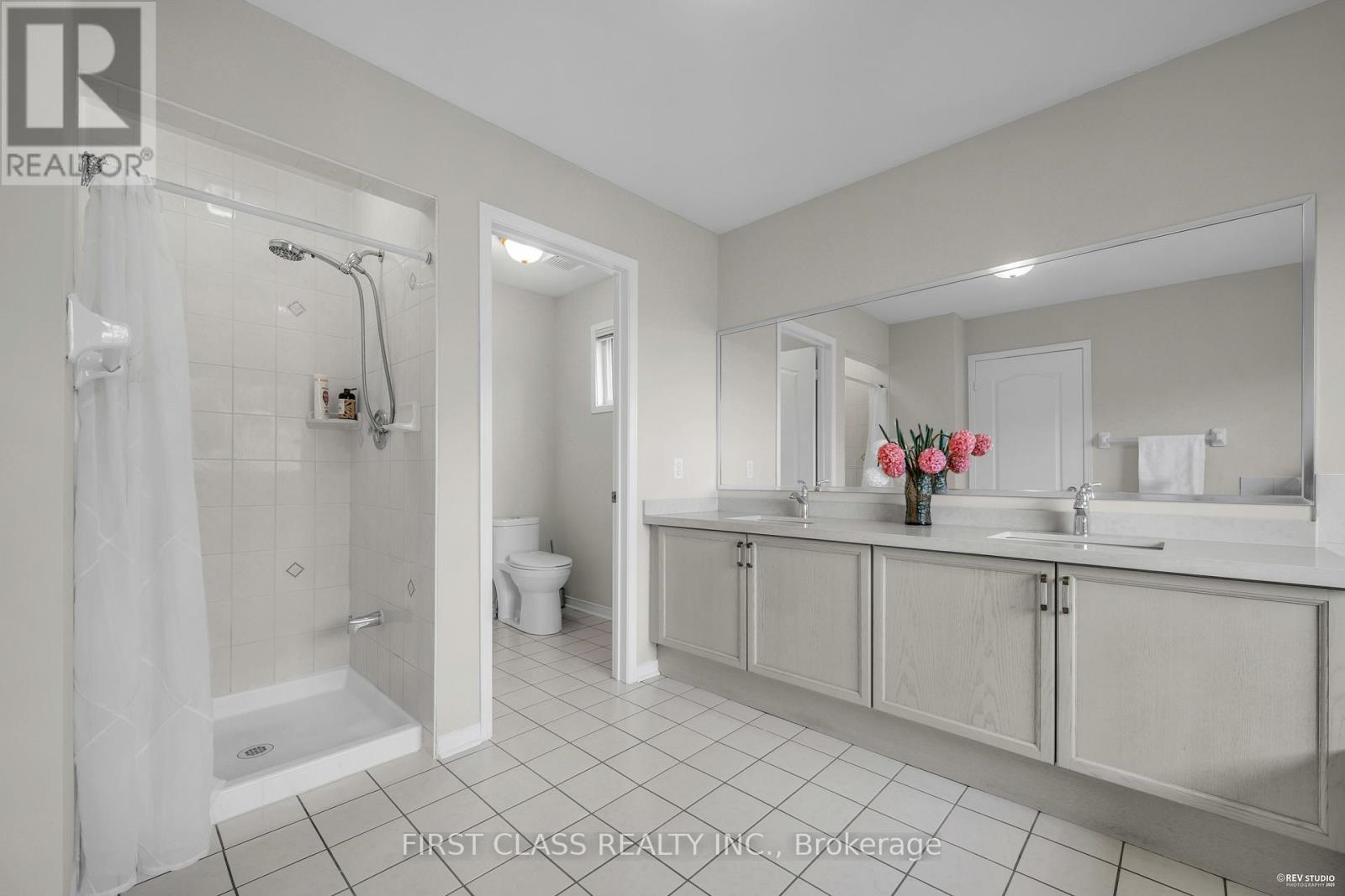 2893 Peacock Drive, Mississauga, Ontario  L5M 5S2 - Photo 31 - W12554974