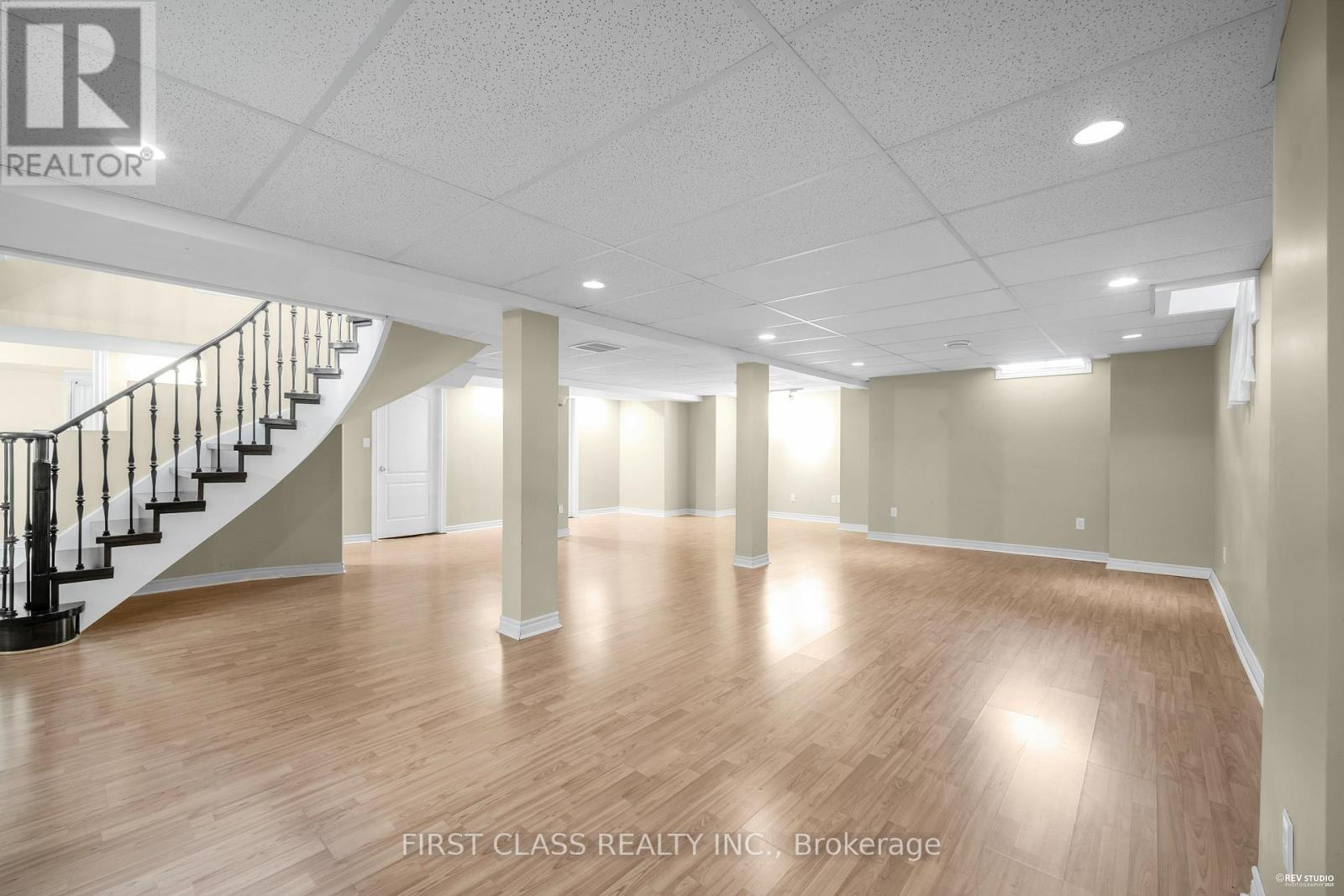 2893 Peacock Drive, Mississauga, Ontario  L5M 5S2 - Photo 43 - W12554974