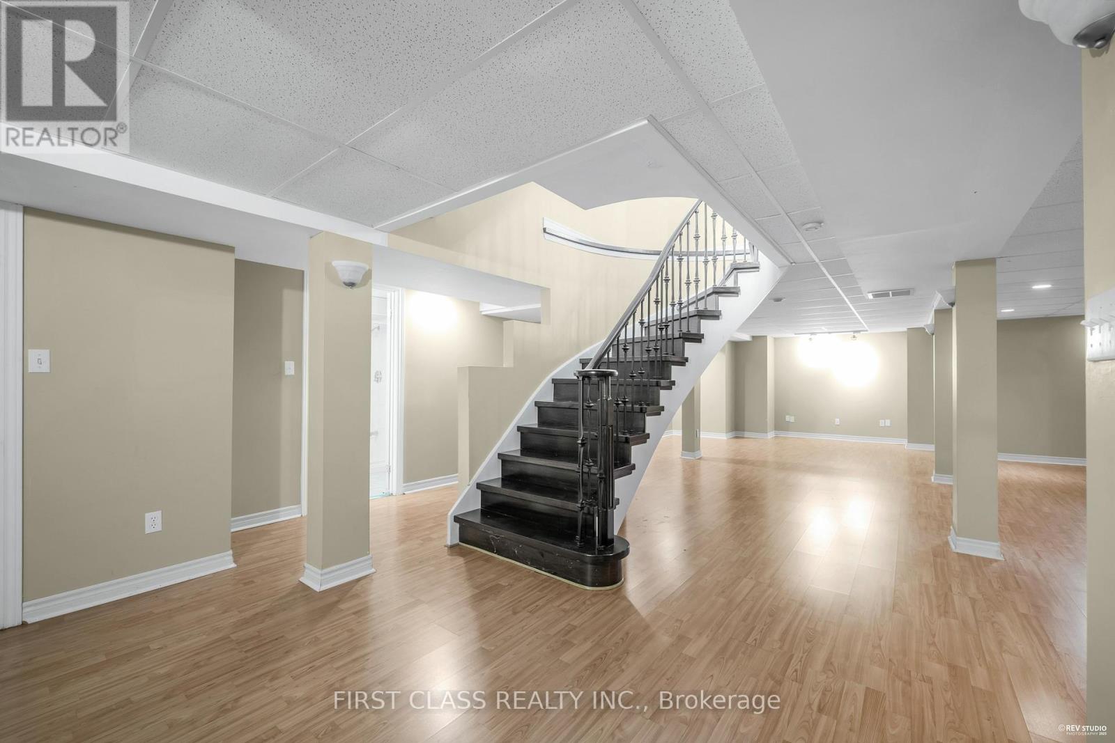 2893 Peacock Drive, Mississauga, Ontario  L5M 5S2 - Photo 46 - W12554974