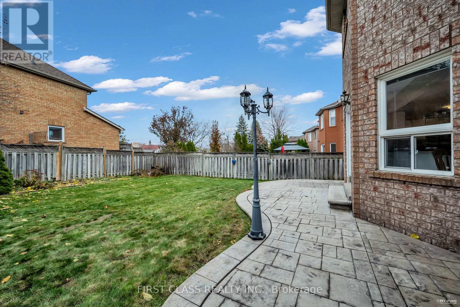 2893 Peacock Drive, Mississauga, Ontario  L5M 5S2 - Photo 50 - W12554974