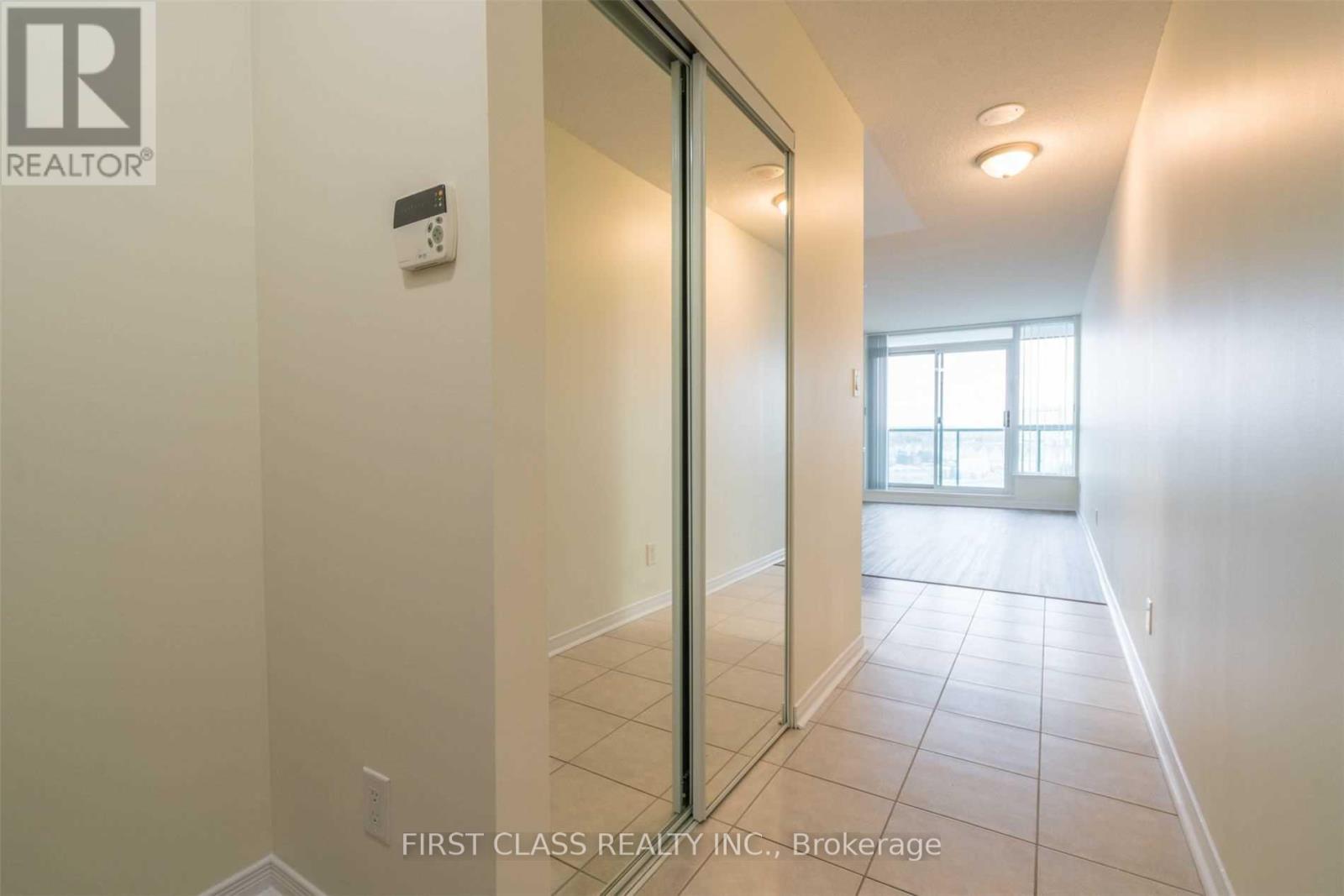 1101 - 4850 Glen Erin Drive, Mississauga, Ontario  L5M 7S1 - Photo 3 - W12554980