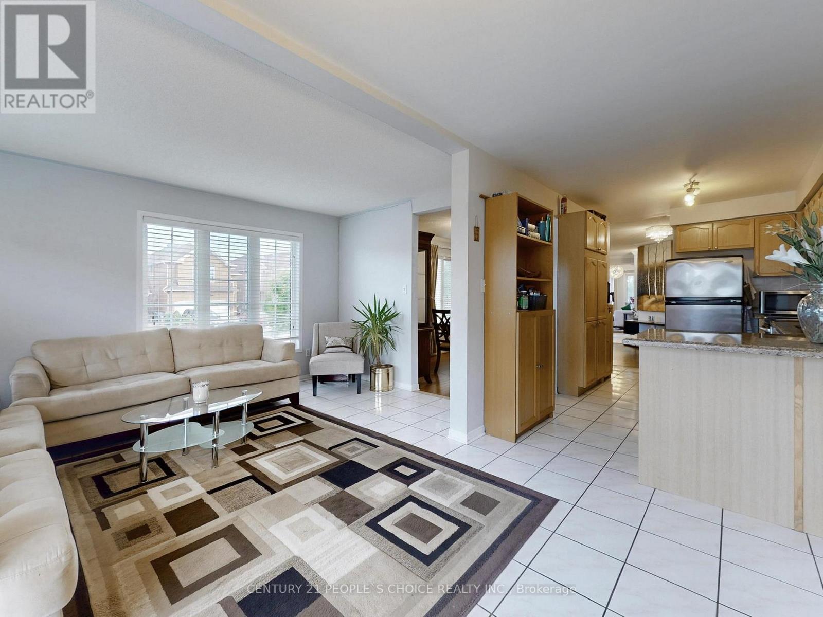 5998 Gant Crescent, Mississauga, Ontario  L5V 2T6 - Photo 13 - W12554984