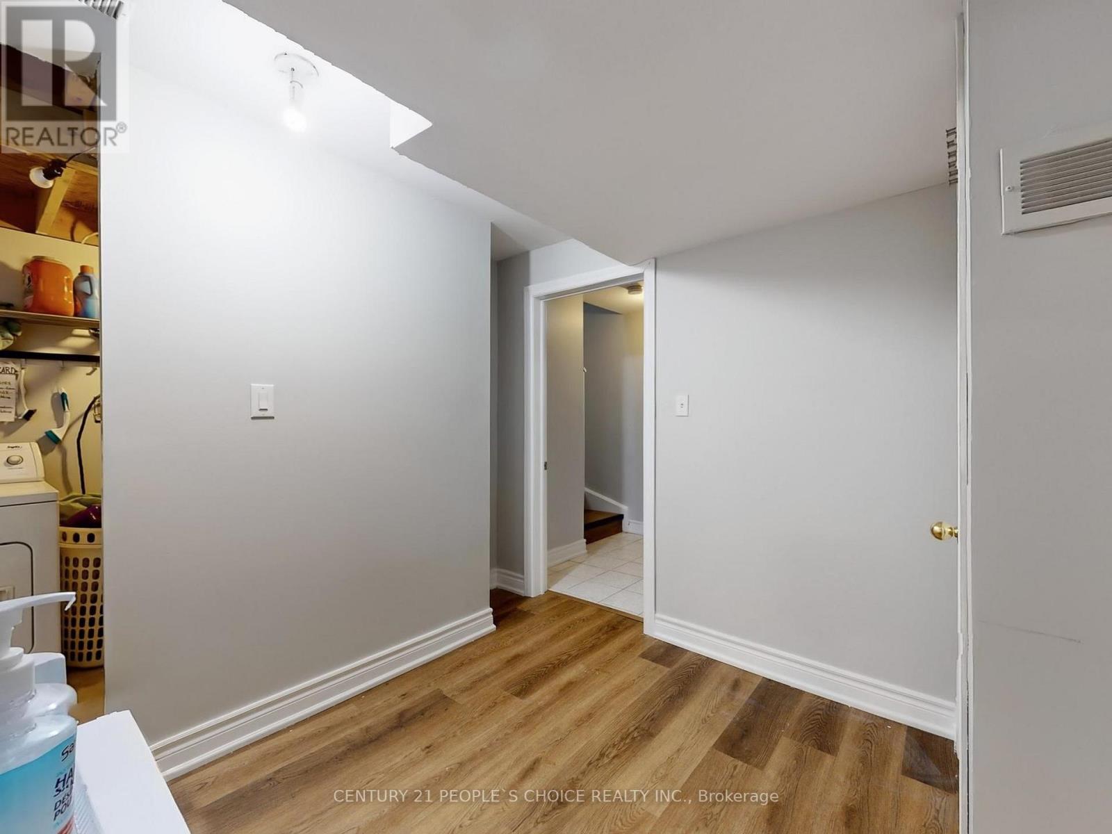 5998 Gant Crescent, Mississauga, Ontario  L5V 2T6 - Photo 32 - W12554984