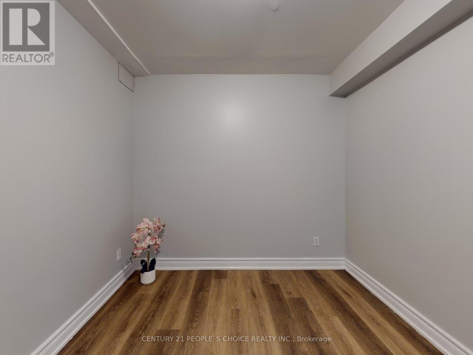 5998 Gant Crescent, Mississauga, Ontario  L5V 2T6 - Photo 35 - W12554984