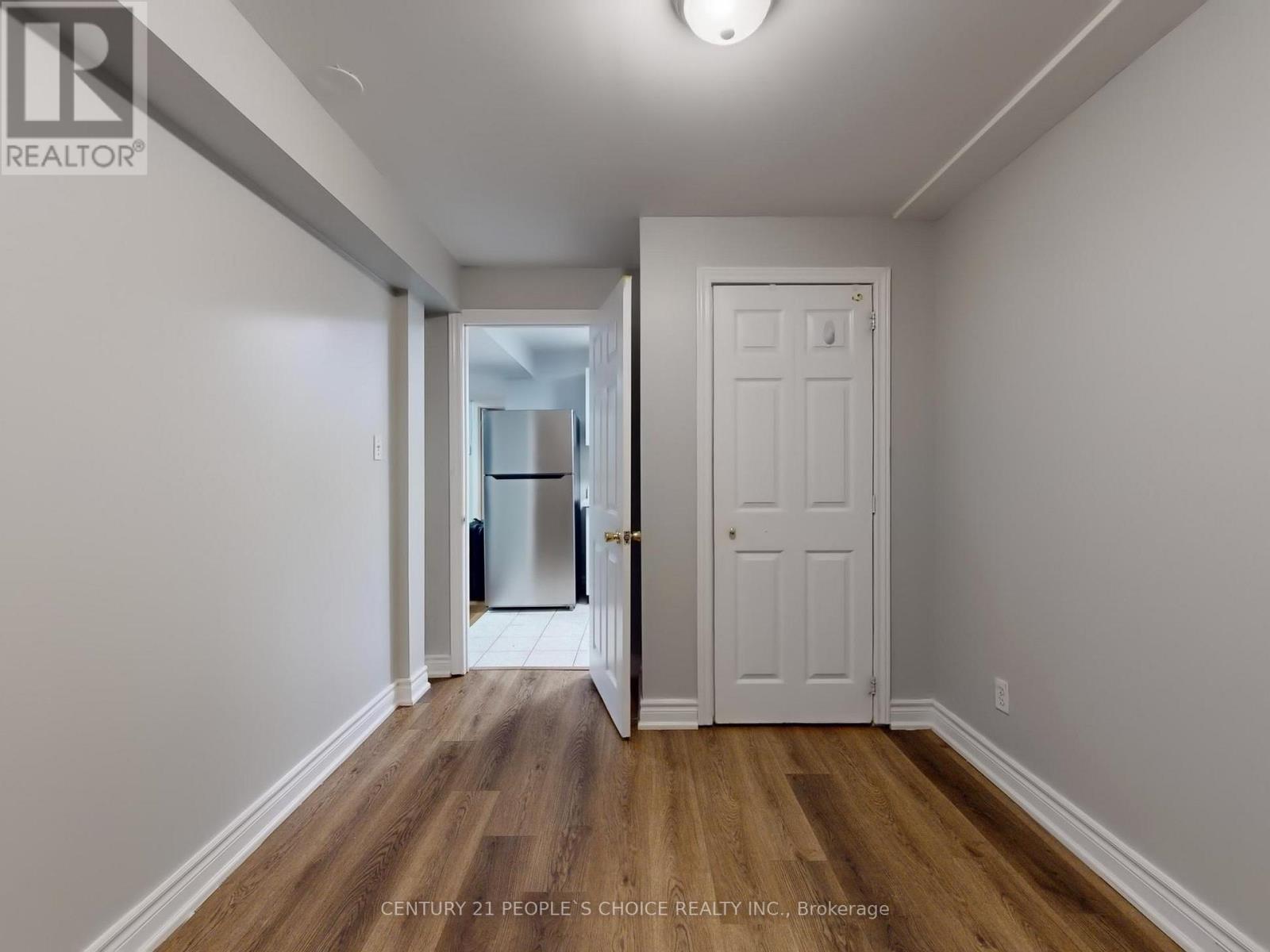 5998 Gant Crescent, Mississauga, Ontario  L5V 2T6 - Photo 36 - W12554984