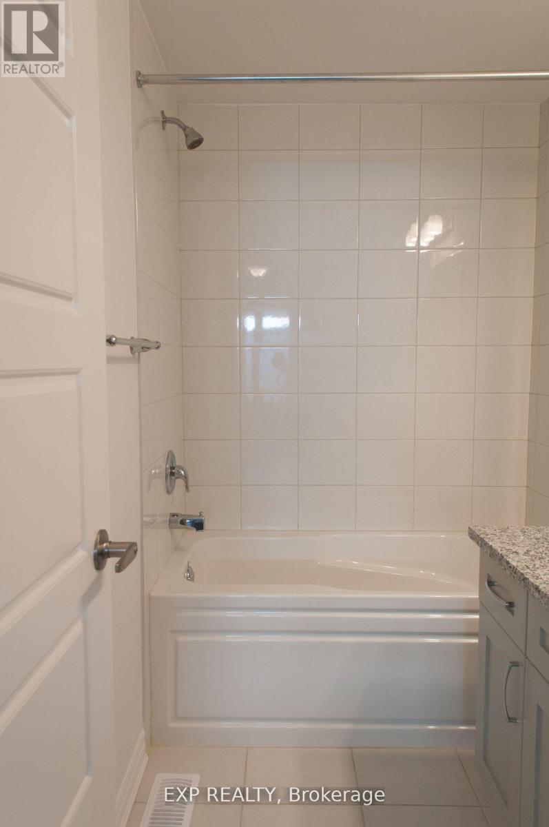 1246 Muskoka Heights, Milton, Ontario  L9E 1Y6 - Photo 14 - W12554992