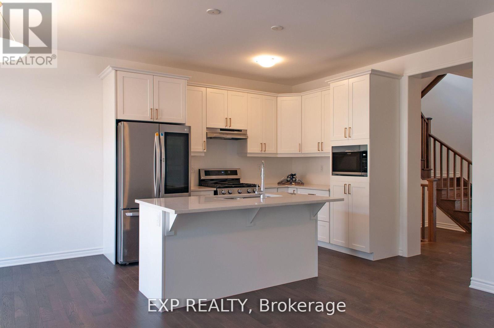 1246 Muskoka Heights, Milton, Ontario  L9E 1Y6 - Photo 5 - W12554992