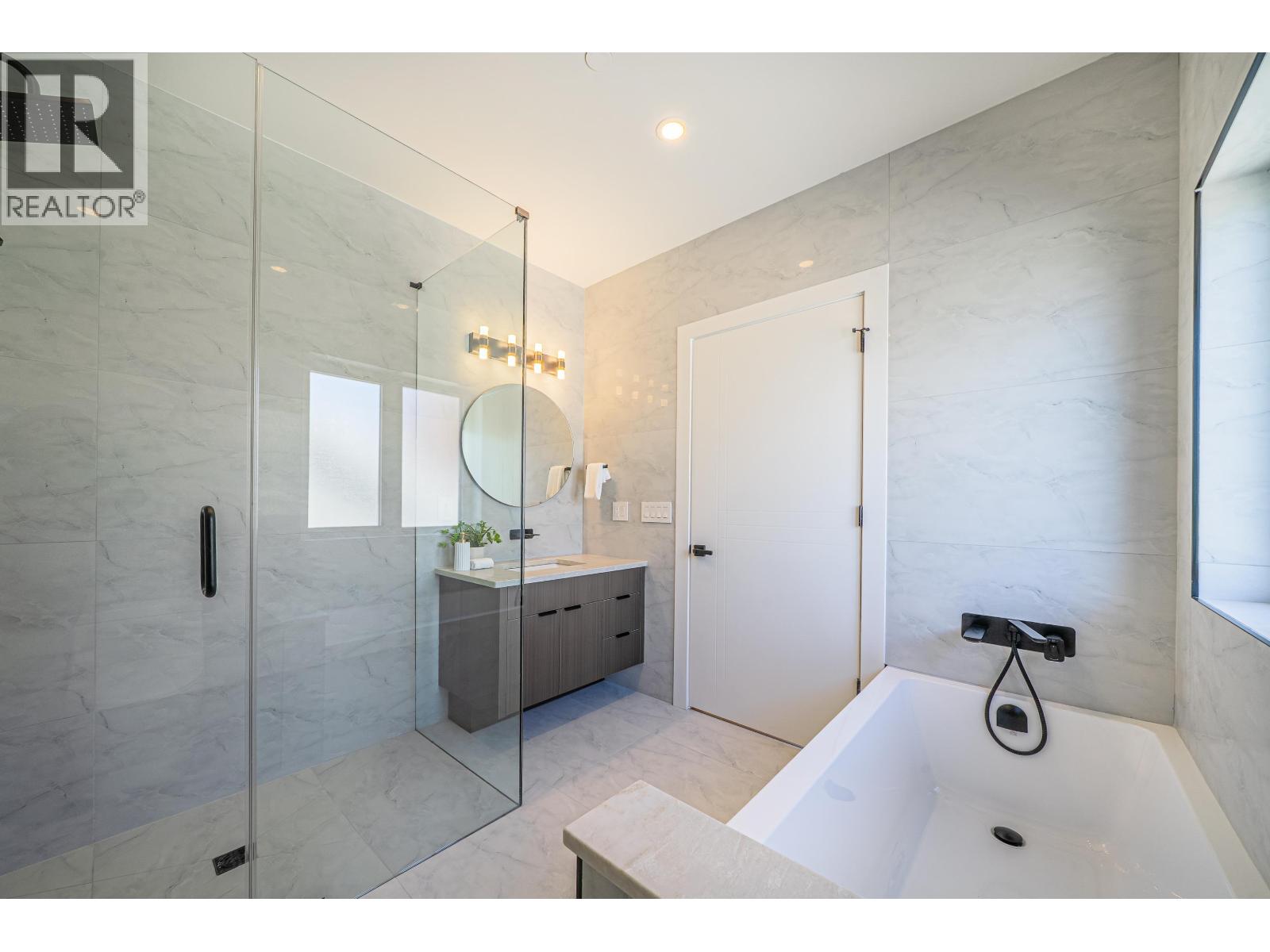 2837 W 31st Avenue, Vancouver, British Columbia  V6L 2A3 - Photo 29 - R3068093