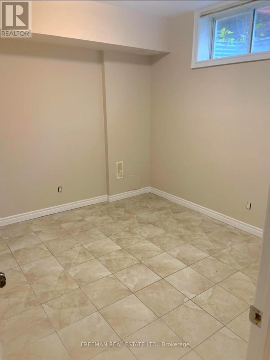 Bsmt - 43 Roberta Drive, Toronto, Ontario M6A 2J8 - Photo 7 - C12554296