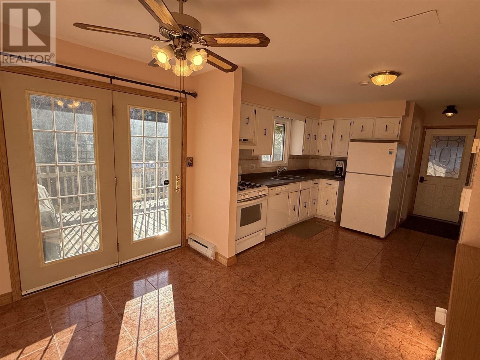 183b Ottawa Ave, Elliot Lake, Ontario  P5A 2N9 - Photo 15 - SM253291