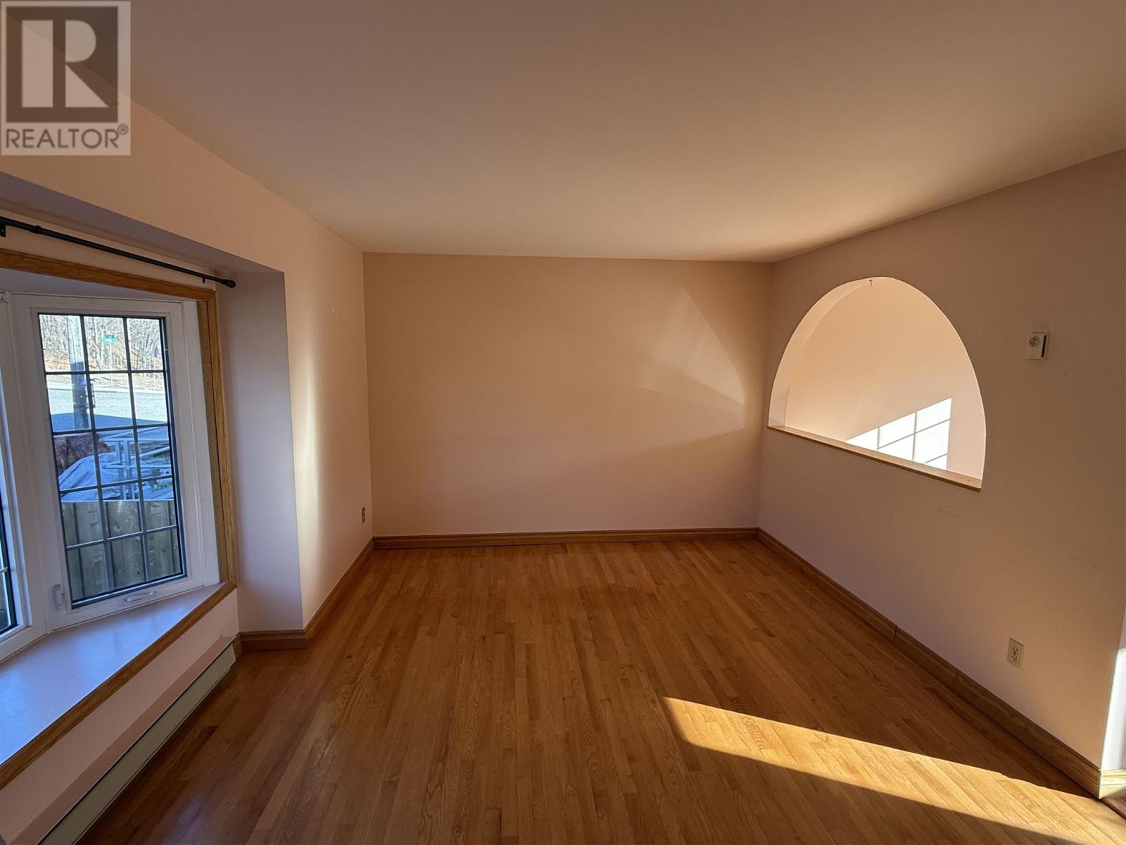 183b Ottawa Ave, Elliot Lake, Ontario  P5A 2N9 - Photo 4 - SM253291