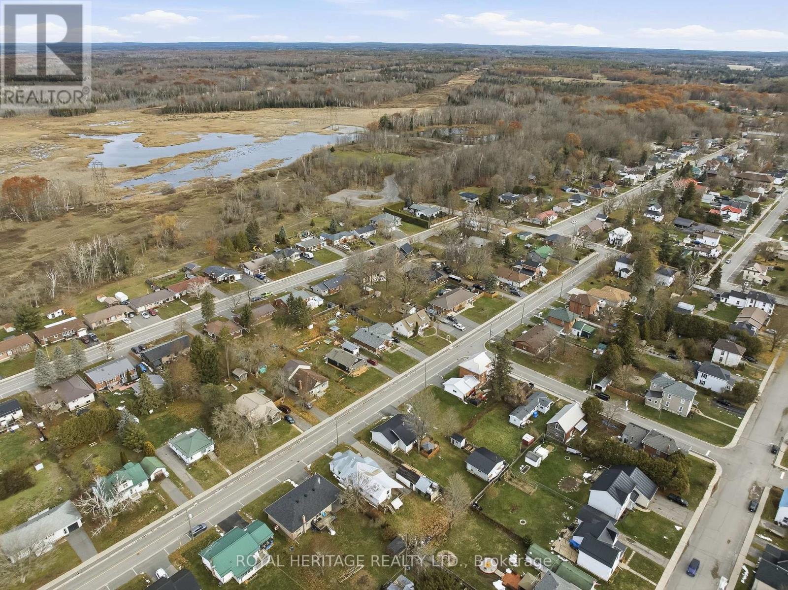 11 Donald Street, Havelock-Belmont-Methuen, Ontario K0L 1Z0 - Photo 15 - X12555006